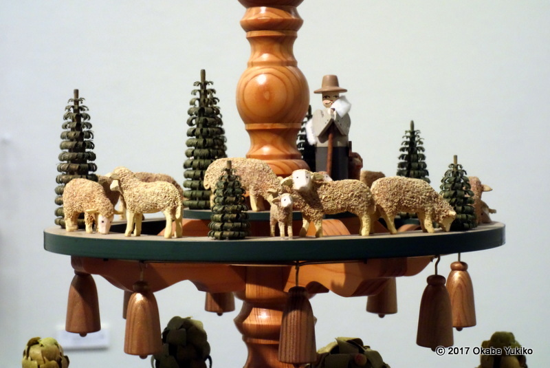 ヨーロッパ ビンテージ 牛 木彫り 郷土玩具 民芸 北欧 スイス ドイツ